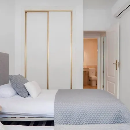037 Bright & Welcoming Getaway At The Heart Of Spanish Golf *