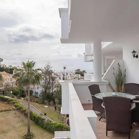 公寓 037 Bright & Welcoming Getaway At The Heart Of Spanish Golf *